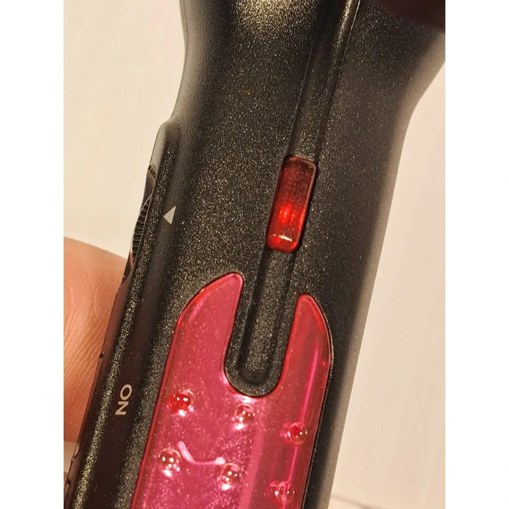 Infiniti by Conair CD120 Pink Ceramic Curling Iron 125W Adjustable Heat Black